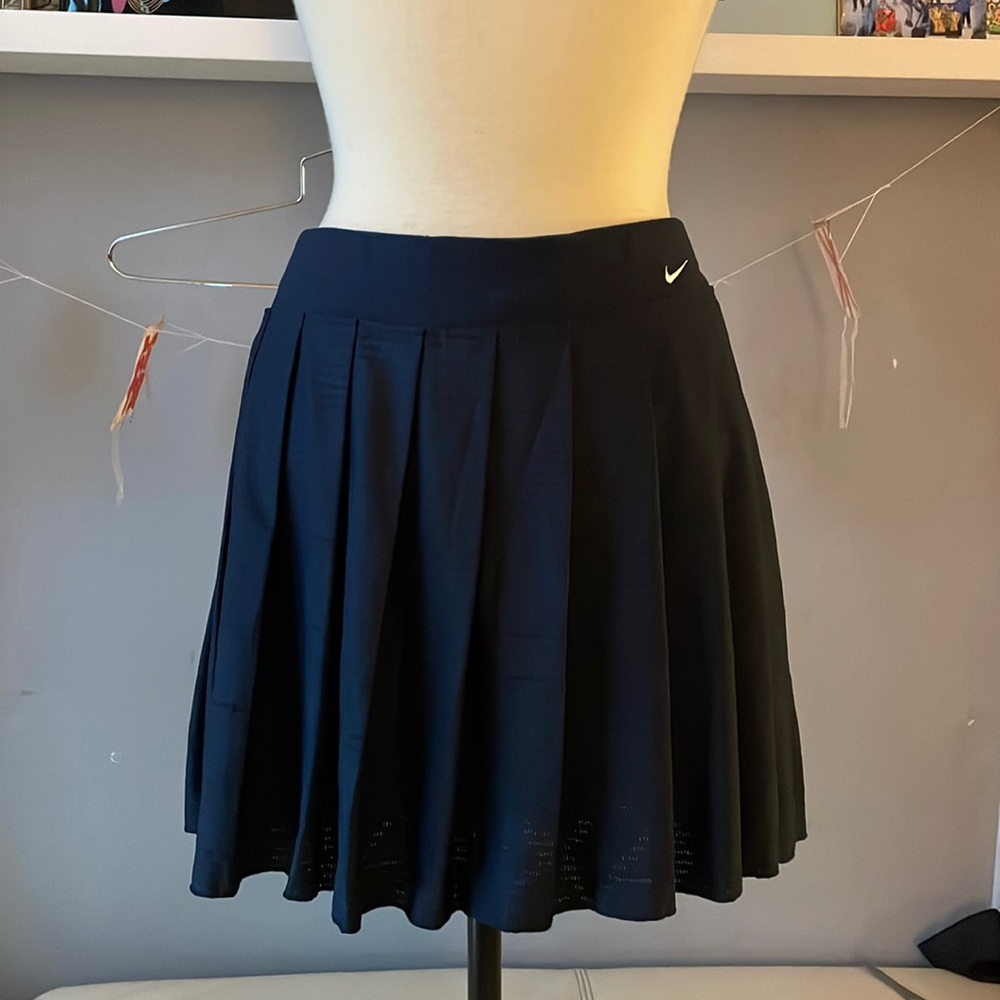 Nike fit dry tennis Pleated mini skirt skort L size